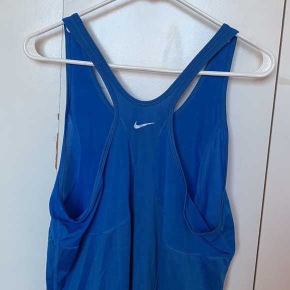 Nike Dri-Fit Tank top. - Picture 4 of 4